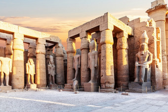 Ramesses桥塔卢克索寺庙卢克索城市<strong>埃及</strong>Ramesses桥塔卢克索寺庙卢克索城市<strong>埃及</strong>