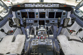 视图的驾驶舱大商业飞机驾驶舱驾驶舱视图商业飞机巡航控制面板飞机驾驶舱