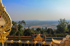 泰国自然视图从佛教寺庙曼谷泰国的照片采取泰国自然视图从佛教寺庙