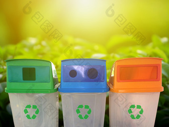 多彩色的绿色蓝色的橙色垃圾垃圾箱孤立的白色背景垃圾为清洁回收概念