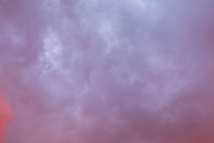 充满活力的紫色的颜色真正的浪漫的日落天空自然美颜色背景