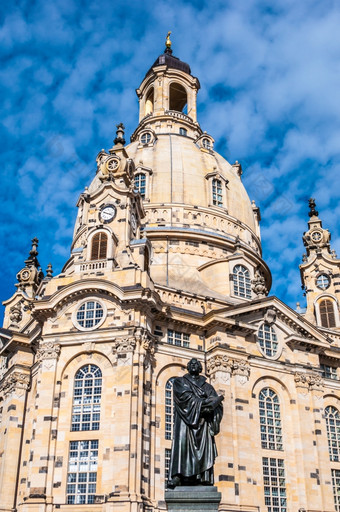 德累斯顿重建圣母教堂视图的重建圣母教堂德累斯顿而且的纪念碑马丁路德
