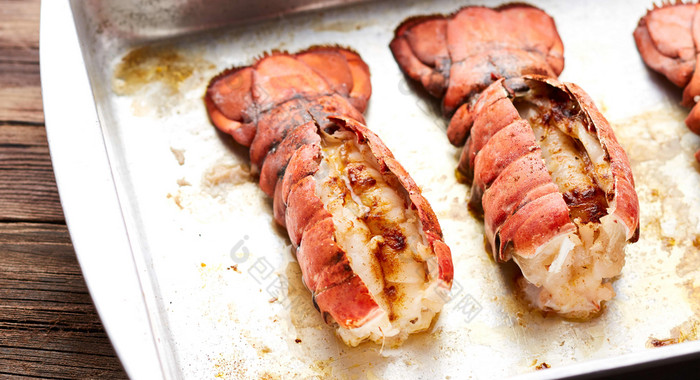 大虾虾烤烧烤有热火燃烧的虾
