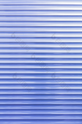背景和纹理光蓝色的金属百叶窗水平行的背景和纹理的金属百叶窗是光蓝色的颜色