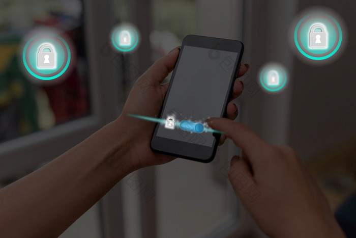 图形挂锁为网络数据信息安全应用程序系统图形最新的数字技术保护数据挂锁安全的虚拟显示商人与锁安全