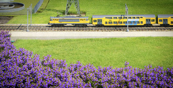 微型火车农村景观Madurodam的荷兰微型火车农村景观