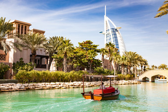 迪拜阿联酋2月视图迪拜塔阿拉伯的世界只有七个星星酒店见过从麦<strong>地</strong>那朱美拉奢侈品度假胜<strong>地</strong>哪一个包括酒店和露天市场<strong>推</strong>广使用在在赫卡