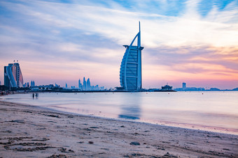 迪拜<strong>阿联酋</strong>2月的世界rsquo第一个七个星星奢侈品酒店迪拜塔阿拉伯晚上见过从朱美拉公共海滩迪拜曼联阿拉伯<strong>阿联酋</strong>航空公司