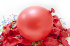 大红色的气球为狂欢节而且方