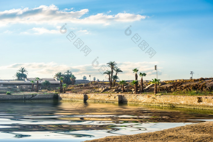 神圣的湖卡纳克寺庙日出埃及湖卡纳克