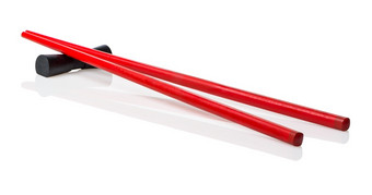 红色的木筷子孤立的白色背景红色的木筷子