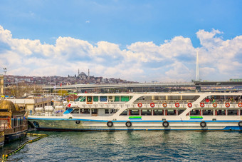 旅<strong>游船</strong>横跨博斯普鲁斯海峡港口伊斯坦布尔旅<strong>游船</strong>伊斯坦布尔