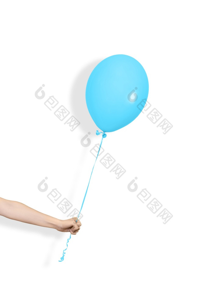 手持有蓝色的气球聚会，派对现在概念蓝色的气球和手孤立的白色背景手持有蓝色的气球聚会，派对现在概念蓝色的气球和手孤立的白色背景