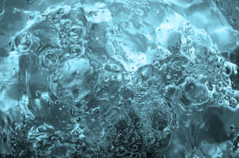 池热浴缸极可意水流按摩浴缸水背景涟漪蓝色的透明的水游泳池与光反射前视图池热浴缸极可意水流按摩浴缸水背景涟漪蓝色的透明的水游泳池与光反射前视图