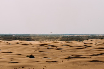 沙漠与沙子沙丘清晰的阳光明媚的一天沙漠景观