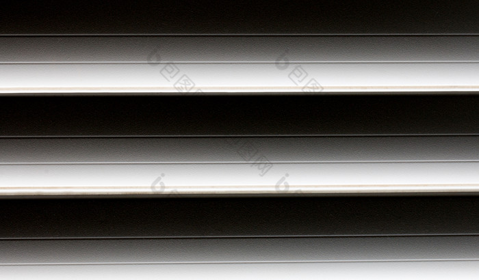 塑料黑色的和白色百叶窗为背景百叶窗为办公室和首页塑料黑色的和白色百叶窗为背景