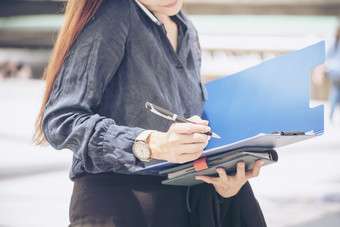 议程规划师女人时间表和组织任命日历事件聪明的业务女人请注意和时间表集时间表组织时间表女人手写作议程时间轴概念