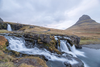 冰岛间隔<strong>拍摄</strong>摄影<strong>瀑布</strong>和著名的山柯克尤菲尔斯<strong>瀑布</strong>和丘奇费尔北部冰岛自然景观