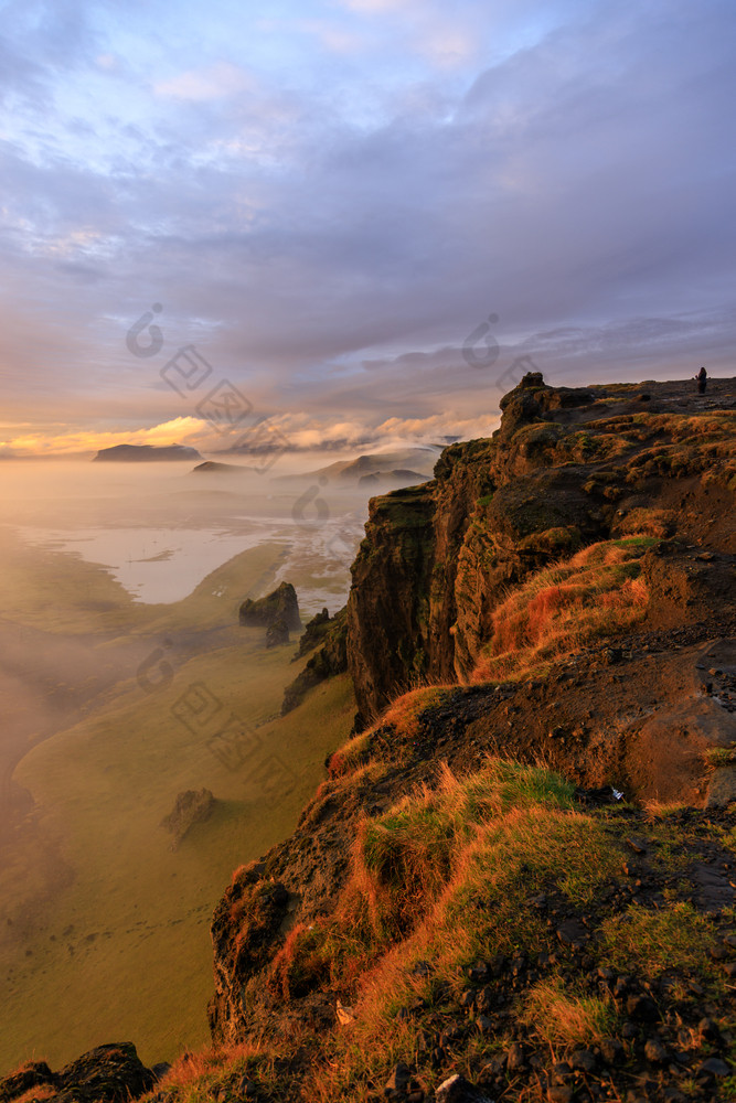 典型的冰岛日出日落悬崖景观arnarstapi区域斯奈山半岛半岛冰岛