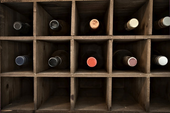 集合酒木酒架酒地窖复古的古董木架设计背景特写镜头