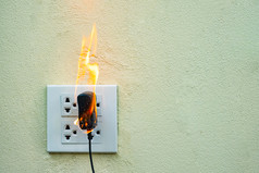 火电线插头插座和适配器分区电短电路失败结果电线烧