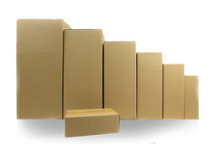 纸板包裹盒子堆放每一个其他白色背景