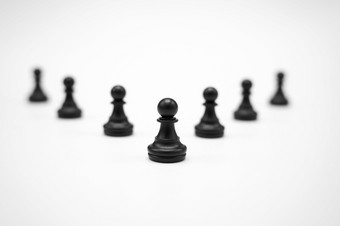 社会<strong>距离</strong>国际象棋一块保持分开减少科维德病毒感染维护社会<strong>距离</strong>拘留可以不找到任何人使用背景医疗保健概念和保持<strong>距离</strong>