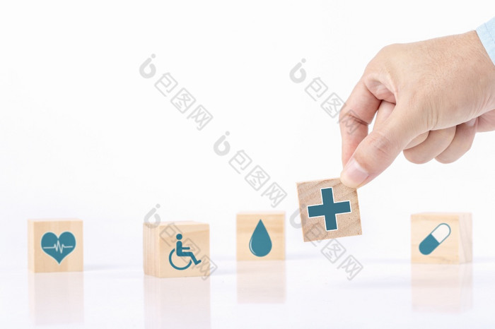 手选择表情符号图标医疗保健医疗象征木块医疗保健和医疗保险概念