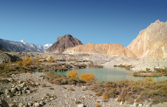 景观视图batura冰川湖在喀拉昆仑山脉山范围优先偿还戈贾尔hunza谷吉尔吉特巴尔蒂斯坦巴基斯坦