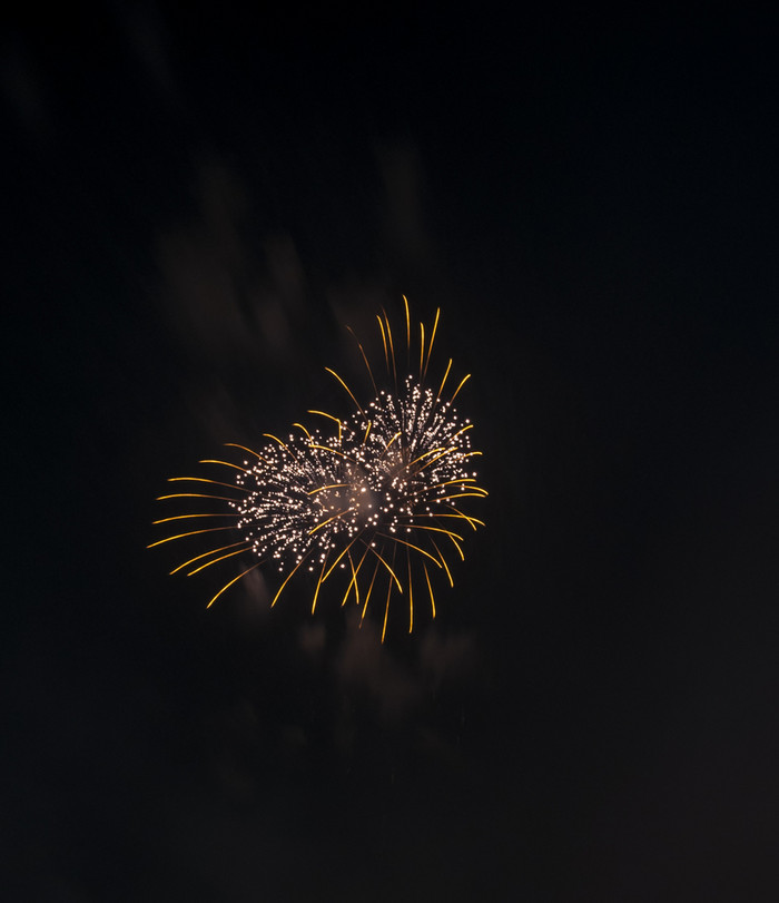 金心烟花的新一年节日午夜图片