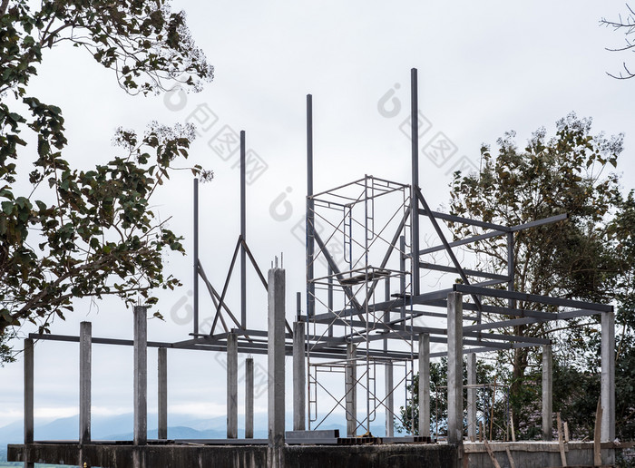 展馆下建设的国家寺庙的前的山附近的河北部泰国