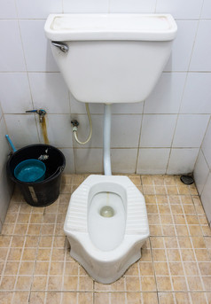 脏公共厕所。。。的城市公园泰国
