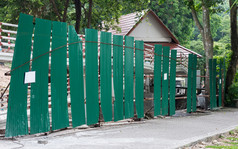 绿色金属墙的建设网站国家公园