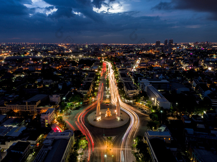 空中视图的民主纪念碑曼谷城市晚上中心曼谷