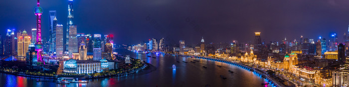 空中视图上海天际线和摩天大楼全景上海现代城市中国的黄埔河