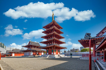 四天王寺一个的最古老的佛教<strong>寺庙</strong>大阪的五个故事宝塔和蓝色的天空背景四天王寺<strong>寺庙</strong>的最古老的古老的体系结构<strong>寺庙</strong>大阪日本