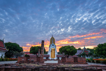 佛雕像日落是佛教寺庙什么phra拉达纳Mahathat也用通俗语被称为什么Yai佛教寺庙主要旅游景点phitsanulok泰国