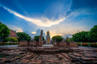 佛雕像日落是佛教寺庙什么phra拉达纳Mahathat也用通俗语被称为什么Yai岛公共的地方旅游景点phitsanulok泰国