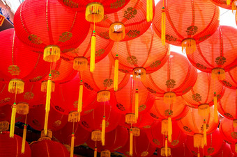 红色的灯笼装饰为中国人新一年节日中国人神社古老的中国人艺术与的中国人字母<strong>祝福</strong>写《财富》杂志<strong>祝福</strong>赞美公共的地方泰国