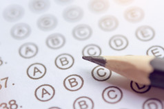 铅笔回答表标准化测试形式与答案冒气泡多个选择回答表