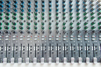 音频声音混合机控制面板前视图声音控制台按钮为调整的体积