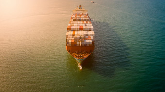 航运货物物流业务和行业服务<strong>进口</strong>出口<strong>国际</strong>运输的海和的太阳光过程背景空中视图从无人机