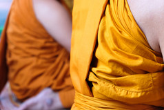 黄色的袍佛教僧侣特写镜头佛教和尚