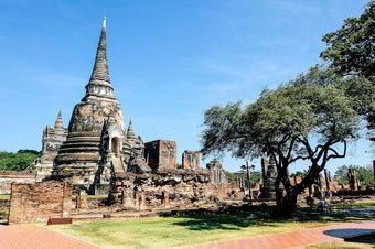 大城府泰国12月游客什么Mahathat寺庙一个大城府最好的已知的寺庙和主要旅游吸引力这寺庙大城府历史公园