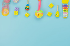 表格前视图装饰孩子玩具为开发背景conceptflat躺配件婴儿玩与项目孩子现代布勒纸办公室deskcopy空间为添加textpastel语气壁纸