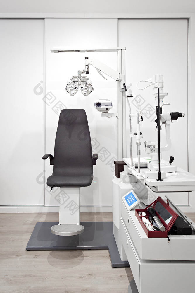 眼科学机目测机和工具眼科医生办公室