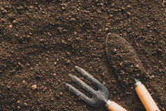 壤土为种植和农业工具