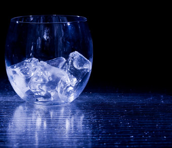 照片玻璃与icecubes