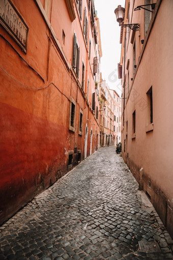老美丽的空狭窄的街道小老城市罗马意大利老美丽的空狭窄的街道小城市卢卡意大利