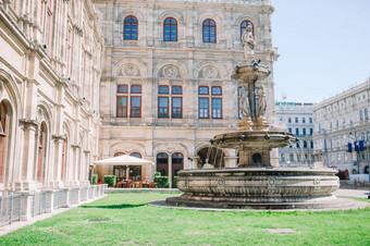 维也纳歌剧房子奥地利照片视图喷泉和雕像维也纳歌剧状态房子维也纳歌剧房子奥地利照片视图喷泉维也纳歌剧状态房子